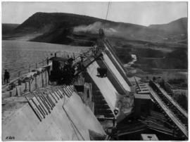 Oudtshoorn district, December 1922. Kammanassie dam under construction.