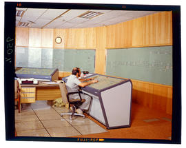 Bapsfontein, May 1985. Centralised Traffic Control console at Sentrarand. [T Robberts]