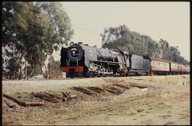 October 1989. SAR Class 23 No 3300 with passenger train.