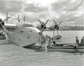 Vaal Dam, 3 March 1948. BOAC Solent Flying Boat G-AHIV 'Salcombe'.