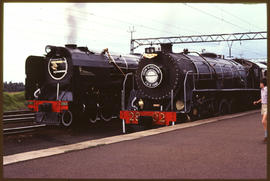Witbank, 3 February 1980. SAR Class 15F No 3040 'Anne-Marie' alongside SAR Class 15CA No 2802 wit...