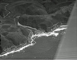 Wilderness, 1935. Aerial view of Kaaimans River bridge.
