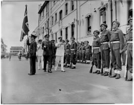 Port Elizabeth, 26 February 1947. King George VI inspects the guard of honour.