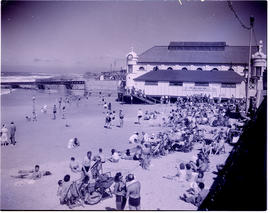 Port Elizabeth, 1946. Humewood beach.