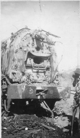 Vakaranga, April 1938. Two trains in head-on accident.
