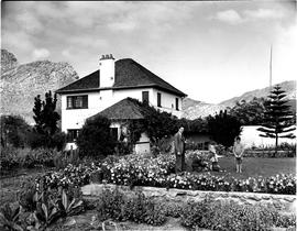 Montagu, 1947. Residence.