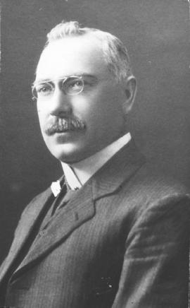 Sir William Hoy, General Manager from 31 May 1910 to 10 March 1928.