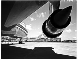 Johannesburg, 1973. Jan Smuts airport. SAA Boeing 747.