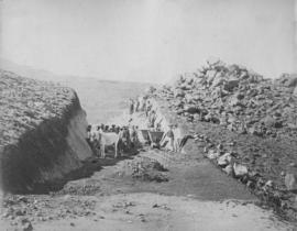 Lootsberg, 1897. Construction of railway rock cutting.