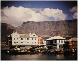 Cape Town, September 1974. Dock scene in Table Bay harbour. [S Mathyssen]