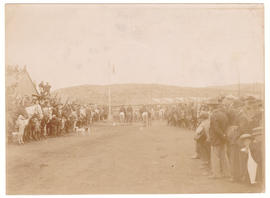 Circa 1900. Anglo-Boer War. 'Aankomst van eerste gevangenes in Pretoria'.