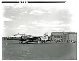 Bloemfontein, 1949. JBM Hertzog airport. SAA Vickers Viking ZS-BNE 'Simonsberg'.