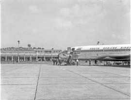 Durban, 1966. Louis Botha airport. SAA Boeing 727 ZS-DYO 'Vaal'.