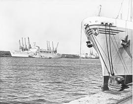 Cape Town, 1966. Ships in Table Bay harbour.