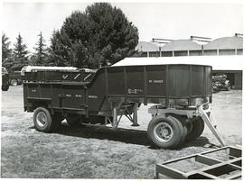 SAR 10-ton semi trailer No MT30005 fitted with a removable dolly (forecarriage) for use as a four...