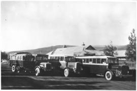 Kokstad, circa 1930. Three different buses of the SAR Motor Services heading for Lusikisiki (left...