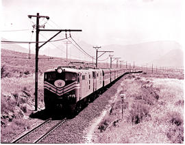 De Doorns district, 1978. Two SAR Class 5E1 Srs 1's on 203down 'Trans-Karoo' passenger train betw...