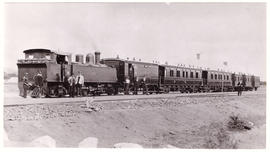 
PPR 2-6-4T locomotive built by Beyer Peacock and coaches.
