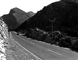 De Doorns, 1962. Road cutting in Hex River valley at Sandhills.