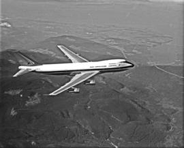 
SAA Boeing 747 ZS-SAN 'Lebombo' in flight.
