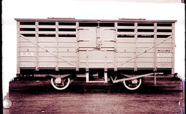 SAR type IZ-3 No 43500 short covered cattle truck.