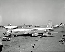 Johannesburg, 1970. Jan Smuts airport. SAA Boeing 707 ZS-SAD 'Bloemfontein'.