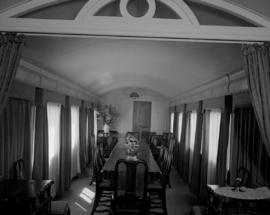 
Royal dining saloon as refitted from Blue Train A-33/AA-34 No.230/295.
