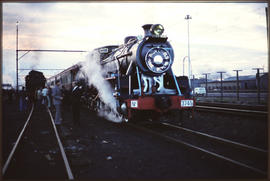 SAR Class S2 No 3745 'Seven Seas' with Union Limited passnger train.