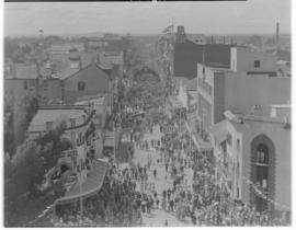 Bloemfontein, 7 March 1947. Aerial view of city crowds. Nederduitse Gereformeerde Kerk (Orange Fr...