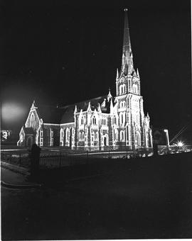 Graaff-Reinet, 1965. Durtch Reformed Church at night.