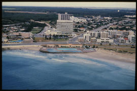 Port Elizabeth, March 1986. Aerial view of Kings Beach. [T Robberts]