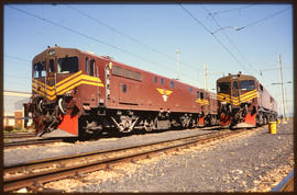 SAR Class 7E1 No E7174 (left) and SAR Class 7E3 No E7261.