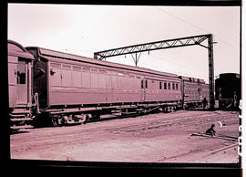 Johannesburg, 1951. SAR first and second class compo van Type GD-6-C No 2260 at Braamfontein.