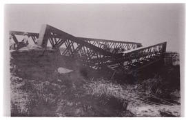 Circa 1900. Anglo-Boer War. Leeuwfontein bridge.