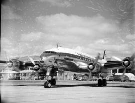 Johannesburg, 1956. Jan Smuts airport. SAA Lockheed  Constellation ZS-DBU 'Durban'.