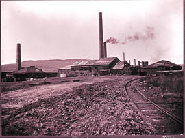 "Dundee, 1929. Union Glass works."