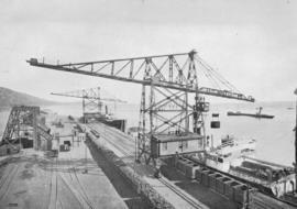 Durban, 1913. Cranes loading coal at the Bluff in Durban harbour.