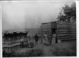 Circa 1902. Construction Durban - Mtubatuba: Half castes's huts at Amatikulu. (Album on Zululand ...