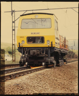 Durban, 1981. Rail grinding vehicle. [R Liebenberg]
