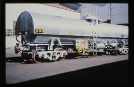 SAR type XFLJ-6 phosphoric acid tanker wagon.