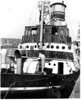 Durban, 6 September 1979. Tug 'Sir William Hoy'. (Les Pivnic)