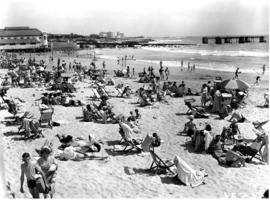 Port Elizabeth, 1950. Humewood beach.