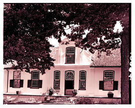 Paarl district, 1939. Rhone farmhouse at Groot Drakenstein.