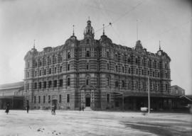 Durban, before 1910. NGR Station building.