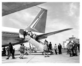 Johannesburg, 1970. Jan Smuts airport. SAA Boeing 707 ZS-SAE 'Windhoek'. Passengers boarding at r...