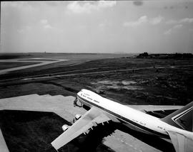 Johannesburg, circa 1979. Jan Smuts Airport. SAA Boeing 747 ZS-SAO 'Magaliesberg'.
