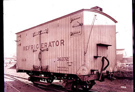 SAR short refrigeration wagon with end ice bunkers Type M-5 No 36372.