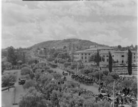 Bloemfontein, 7 March 1947. Horse guards and royal car processing past the city hall.
