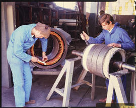 August 1975. Rewinding of the armature of a SAR Class 5E1 motor.