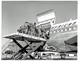 Johannesburg, 1969. Jan Smuts airport. SAA Boeing 727 ZS-EKX 'Swakop'. Cargo door open for cargo ...